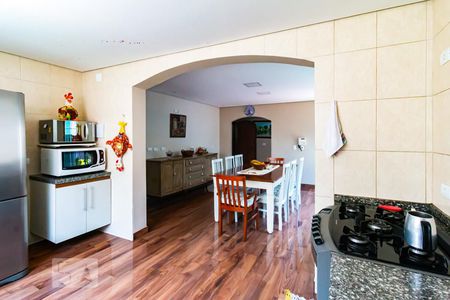 Casa à venda com 287m², 4 quartos e 3 vagasCozinha