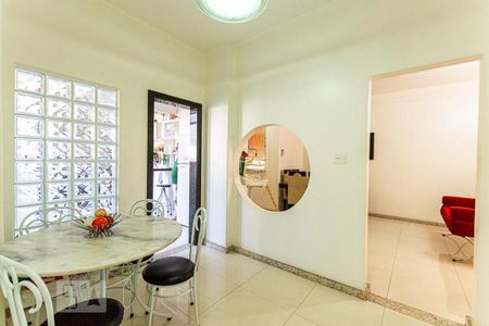 Apartamento à venda com 137m², 3 quartos e sem vaga Apartamento à venda com 137m², 3 quartos e sem vagaCozinha
