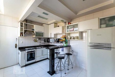 Apartamento à venda com 137m², 3 quartos e sem vaga Apartamento à venda com 137m², 3 quartos e sem vagaCozinha