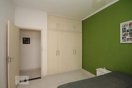 Apartamento para alugar com 240m², 3 quartos e 1 vagaQuarto 2