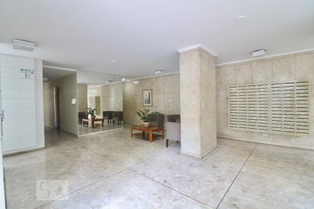 Apartamento à venda com 130m², 3 quartos e 1 vaga Apartamento à venda com 130m², 3 quartos e 1 vagaHall de Entrada