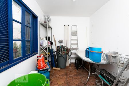 Casa à venda com 160m², 3 quartos e 2 vagas Casa à venda com 160m², 3 quartos e 2 vagasQuarto 4