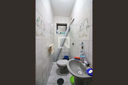 Casa à venda com 175m², 5 quartos e 2 vagasBanheiro Social