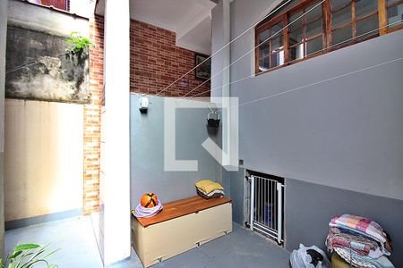 Casa à venda com 175m², 5 quartos e 2 vagasLavanderia