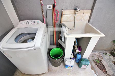 Casa à venda com 175m², 5 quartos e 2 vagasLavanderia