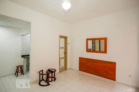Sala de apartamento para alugar com 1 quarto, 26m² em Copacabana, Rio de Janeiro