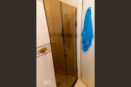 Casa à venda com 200m², 3 quartos e 2 vagas Casa à venda com 200m², 3 quartos e 2 vagasSuite com Varanda e Closet