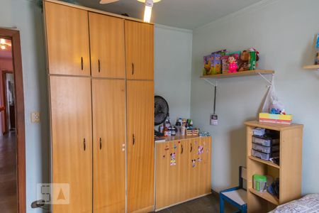 Casa à venda com 200m², 3 quartos e 2 vagas Casa à venda com 200m², 3 quartos e 2 vagasQuarto 1