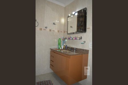 Casa à venda com 187m², 4 quartos e 3 vagasBanheiro da Suíte