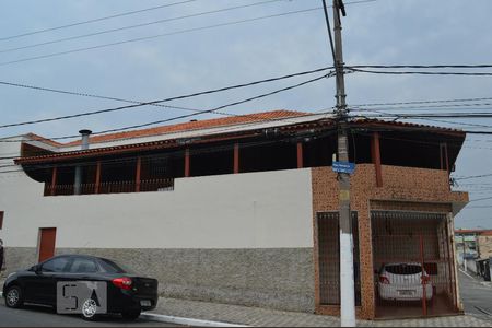 Casa à venda com 187m², 4 quartos e 3 vagasFachada