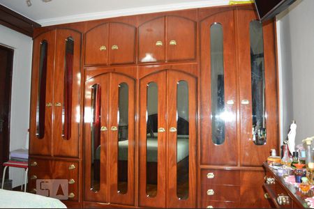 Casa à venda com 187m², 4 quartos e 3 vagasSuíte