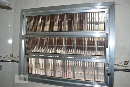 Casa à venda com 187m², 4 quartos e 3 vagasBanheiro Social 2