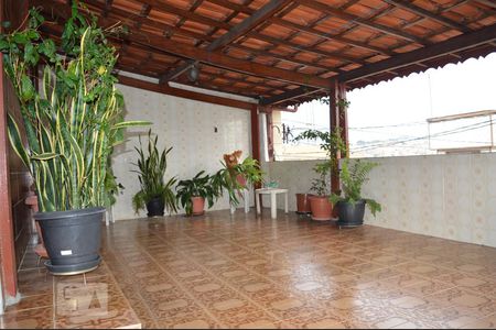 Casa à venda com 187m², 4 quartos e 3 vagasTerraço