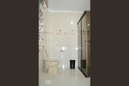 Casa à venda com 187m², 4 quartos e 3 vagasBanheiro da Suíte