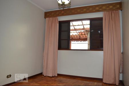 Casa à venda com 187m², 4 quartos e 3 vagasQuarto 1