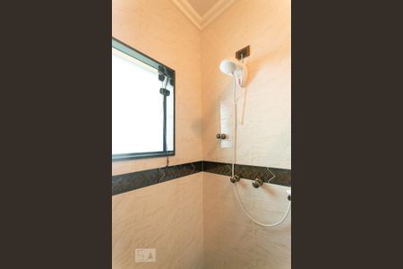 Casa à venda com 716m², 8 quartos e 6 vagas Casa à venda com 716m², 8 quartos e 6 vagasBanheiro social 1