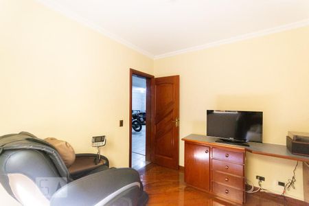 Casa à venda com 716m², 8 quartos e 6 vagas Casa à venda com 716m², 8 quartos e 6 vagasQuarto 7