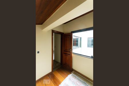 Casa à venda com 716m², 8 quartos e 6 vagas Casa à venda com 716m², 8 quartos e 6 vagasComodo extra