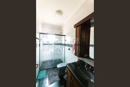 Casa à venda com 716m², 8 quartos e 6 vagas Casa à venda com 716m², 8 quartos e 6 vagasBanheiro social 2