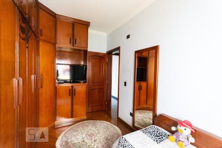 Casa à venda com 716m², 8 quartos e 6 vagas Casa à venda com 716m², 8 quartos e 6 vagasQuarto 1