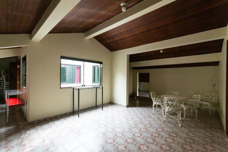 Casa à venda com 716m², 8 quartos e 6 vagas Casa à venda com 716m², 8 quartos e 6 vagasSótão