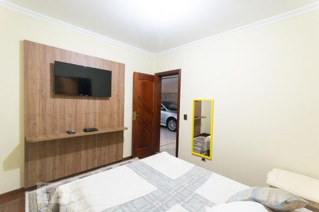 Casa à venda com 716m², 8 quartos e 6 vagas Casa à venda com 716m², 8 quartos e 6 vagasQuarto 8