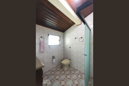 Casa à venda com 716m², 8 quartos e 6 vagas Casa à venda com 716m², 8 quartos e 6 vagasBanheiro de Serviço