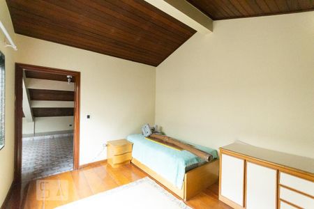 Casa à venda com 716m², 8 quartos e 6 vagas Casa à venda com 716m², 8 quartos e 6 vagasQuarto de Serviço