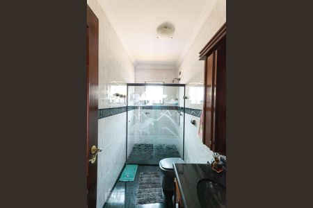 Casa à venda com 716m², 8 quartos e 6 vagas Casa à venda com 716m², 8 quartos e 6 vagasBanheiro social 2