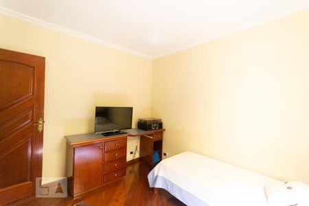 Casa à venda com 716m², 8 quartos e 6 vagas Casa à venda com 716m², 8 quartos e 6 vagasQuarto 7