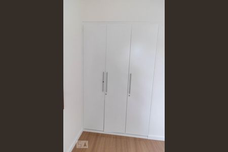 Apartamento à venda com 77m², 2 quartos e 1 vaga Apartamento à venda com 77m², 2 quartos e 1 vagaDormitório 2