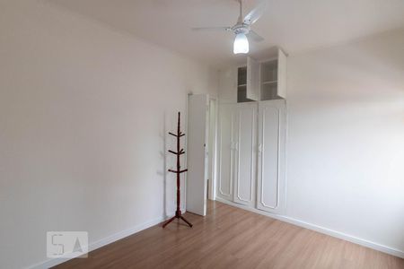 Apartamento à venda com 77m², 2 quartos e 1 vaga Apartamento à venda com 77m², 2 quartos e 1 vagaDormitório 1