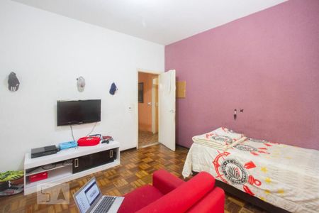 Casa à venda com 330m², 5 quartos e 6 vagasQuarto 2