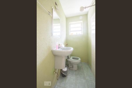 Casa à venda com 330m², 5 quartos e 6 vagasLavabo de Serviço