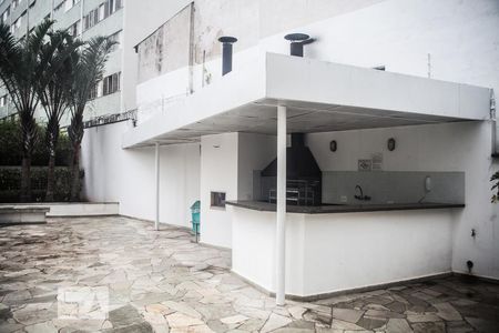 Apartamento à venda com 126m², 3 quartos e 1 vaga Apartamento à venda com 126m², 3 quartos e 1 vagaÁrea comum - Churrasqueira
