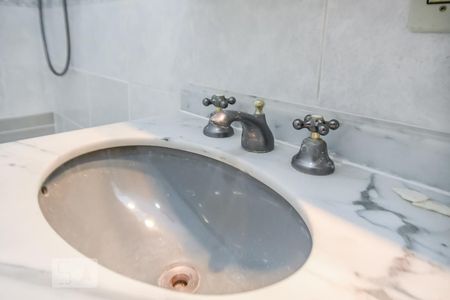 Apartamento à venda com 126m², 3 quartos e 1 vaga Apartamento à venda com 126m², 3 quartos e 1 vagaBanheiro