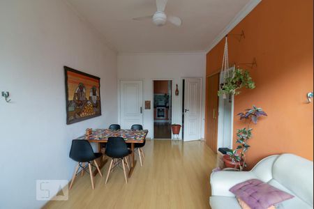 Sala de apartamento para alugar com 2 quartos, 80m² em Tijuca, Rio de Janeiro