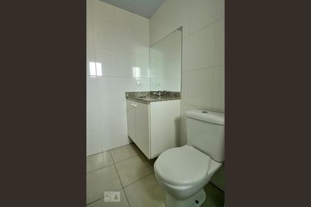 Banheiro de apartamento para alugar com 1 quarto, 31m² em Bangú, Santo André