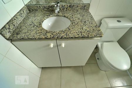 Banheiro de apartamento para alugar com 1 quarto, 31m² em Bangú, Santo André