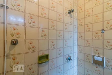 Apartamento à venda com 150m², 2 quartos e 2 vagas Apartamento à venda com 150m², 2 quartos e 2 vagasBanheiro de Serviço