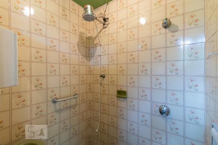 Apartamento à venda com 150m², 2 quartos e 2 vagas Apartamento à venda com 150m², 2 quartos e 2 vagasBanheiro de Serviço