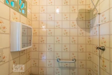 Apartamento à venda com 150m², 2 quartos e 2 vagas Apartamento à venda com 150m², 2 quartos e 2 vagasBanheiro de Serviço