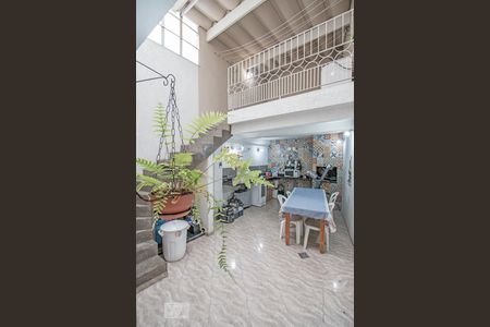 Casa à venda com 150m², 3 quartos e 3 vagas Casa à venda com 150m², 3 quartos e 3 vagasQuintal e Espaço Gourmet