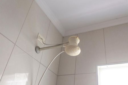 Casa à venda com 236m², 5 quartos e 4 vagasChuveiro