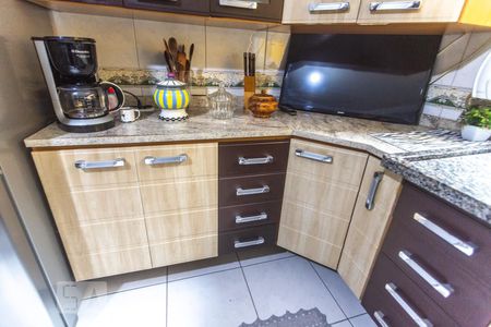 Casa à venda com 236m², 5 quartos e 4 vagasArmário