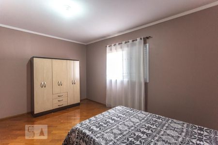 Casa à venda com 236m², 5 quartos e 4 vagasSuíte 1