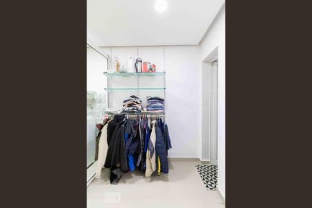 Casa à venda com 150m², 3 quartos e 2 vagas Casa à venda com 150m², 3 quartos e 2 vagasÁrea de Serviço