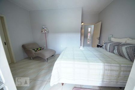 Casa à venda com 450m², 5 quartos e 4 vagasQuarto 3 Suíte