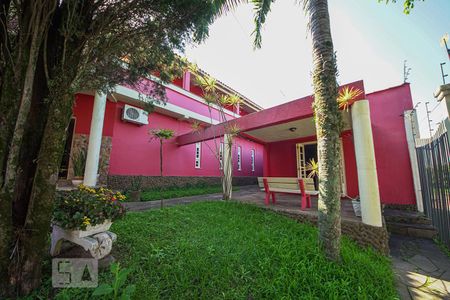 Casa à venda com 450m², 5 quartos e 4 vagasFachada