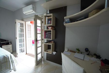 Casa à venda com 450m², 5 quartos e 4 vagasQuarto 3 Suíte